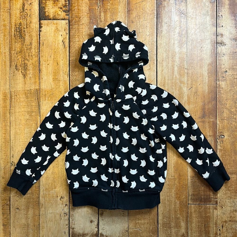 Cat and Jack sweatshirt 2T Girls Black and White Kitty cat Zip Up hoodie cotton